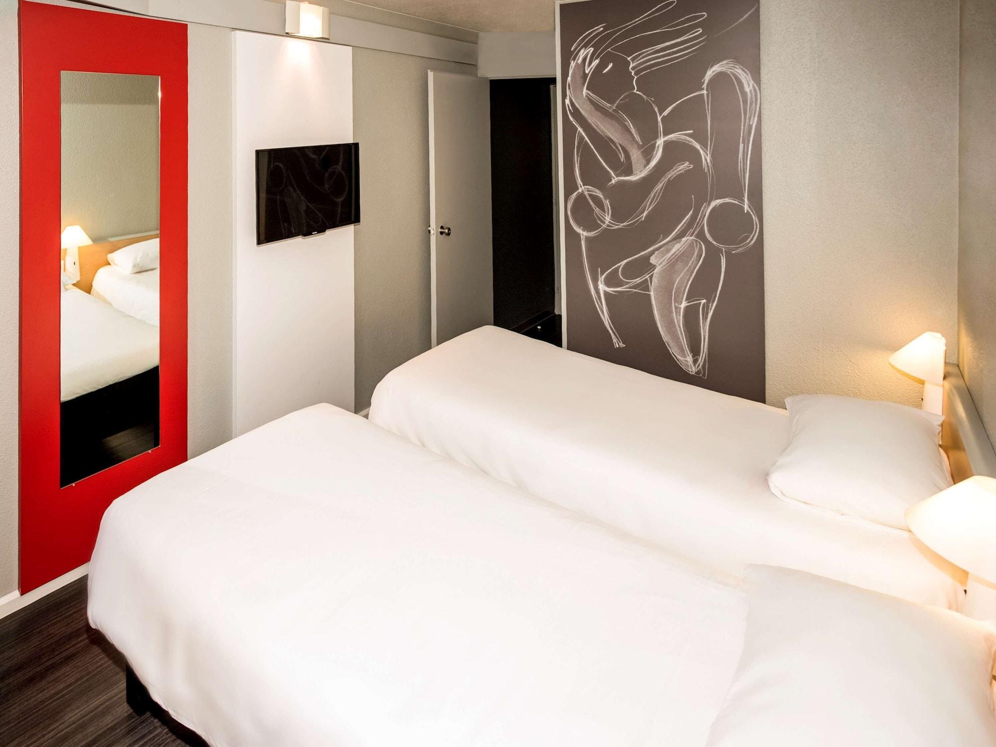 Hotel Ibis Ouest - A9 3*