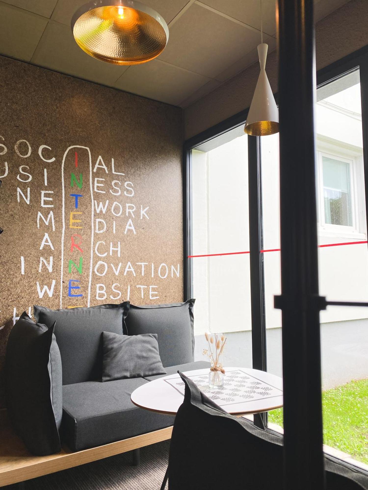 Hotel Ibis Ouest - A9 Nimes